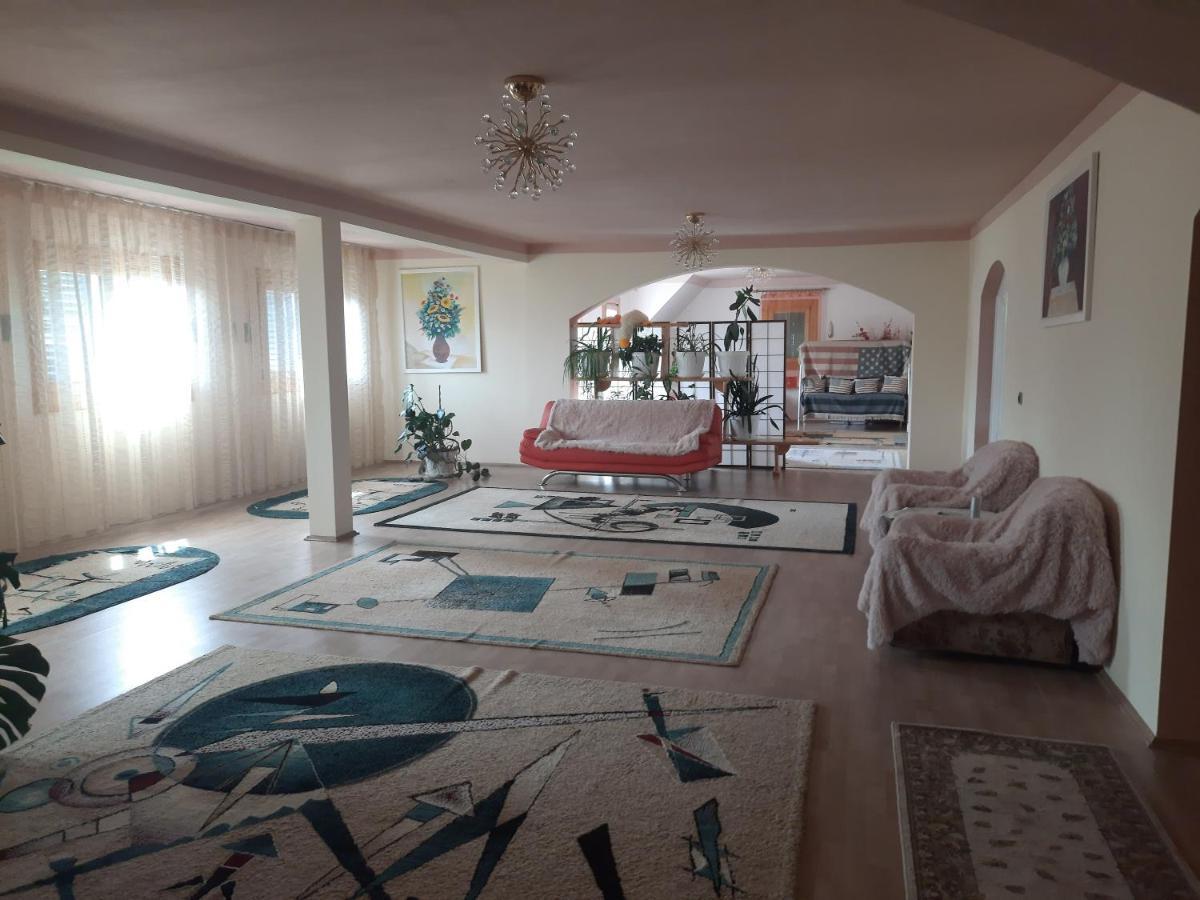 Antal Apartmans Lunca De Sus Kulcsoshaz Gyimesfelsolok 外观 照片
